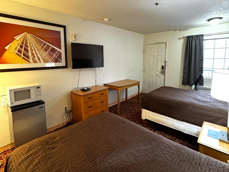 Woodberry Inn & Suites By OYO Rome GA image