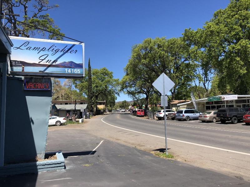 Lamplighter Motel image