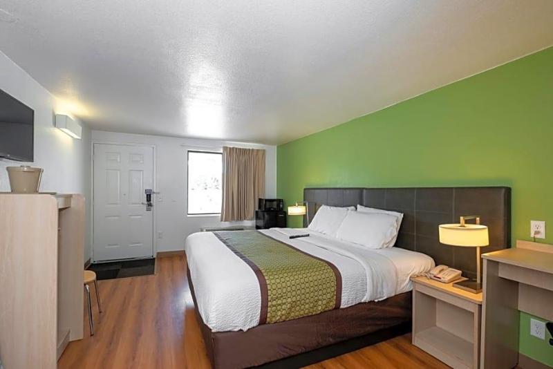 American Inn image