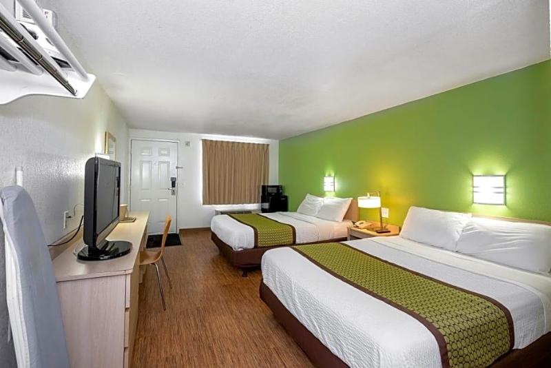 American Inn image