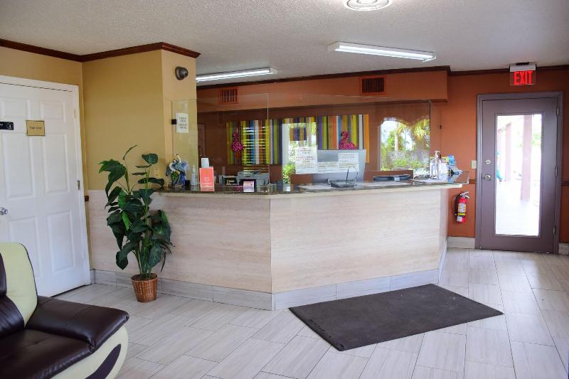 Flamingo Motel image