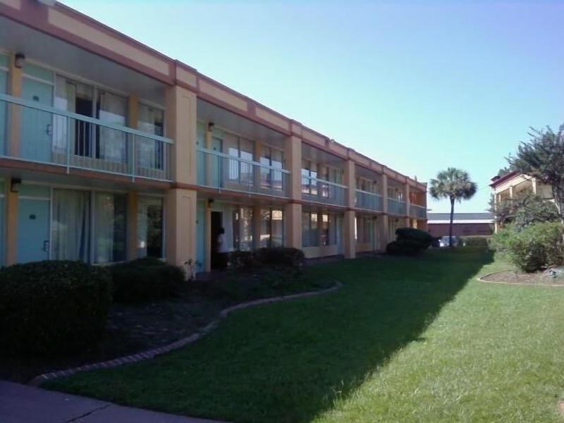 Scottish Inn Savannah South — general view