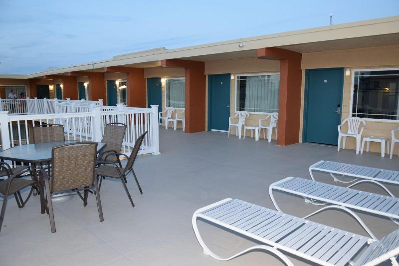 Seahorse Inn image