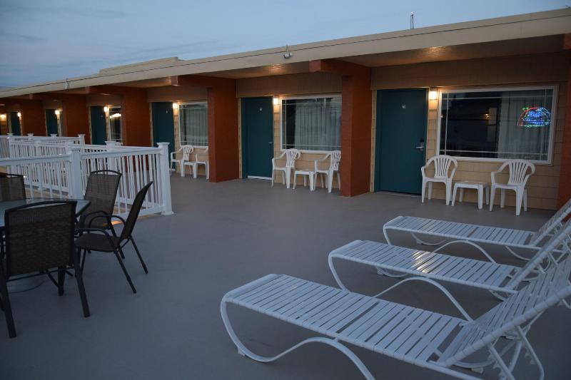 Seahorse Inn image