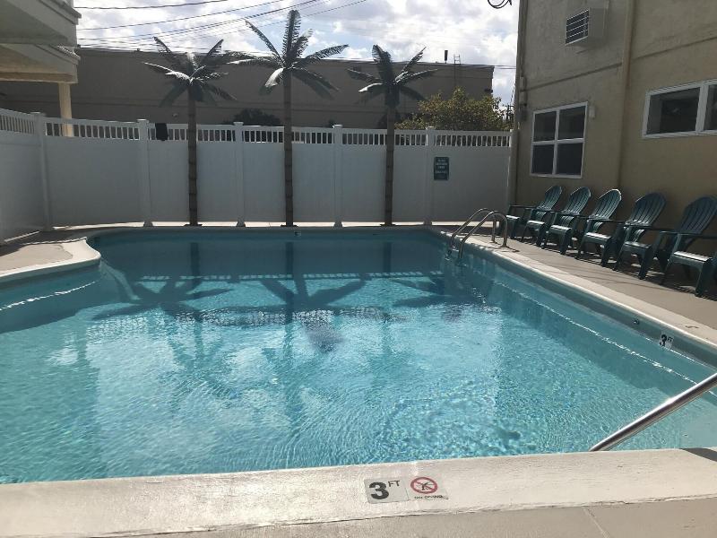 Seahorse Inn image