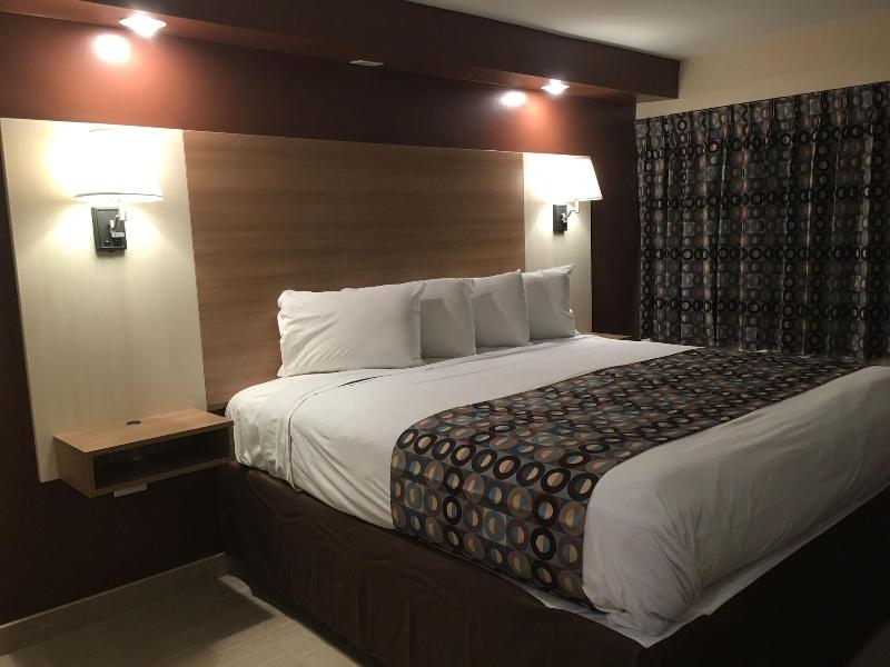 Seahorse Inn image