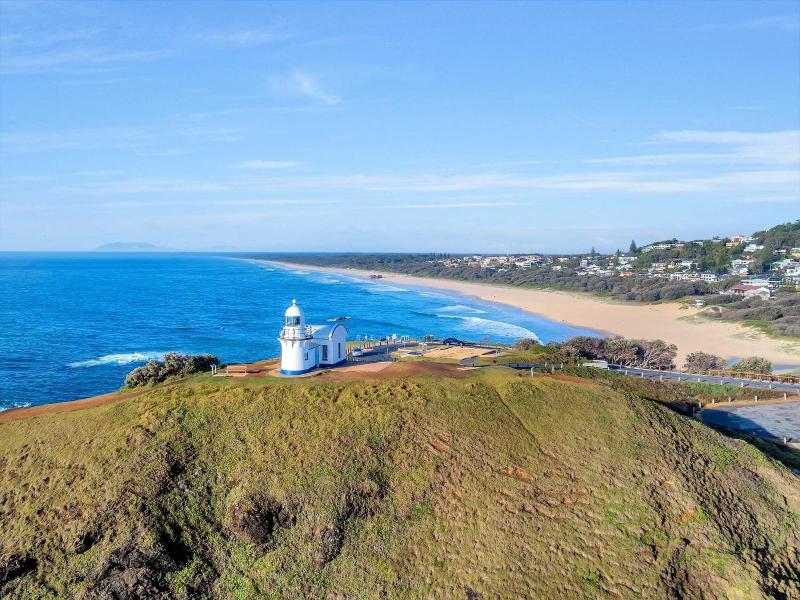 Surf Beach Motel Port image