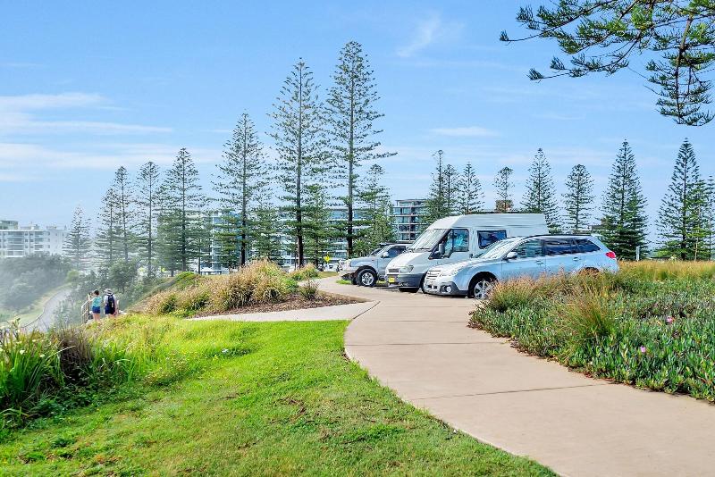 Surf Beach Motel Port image