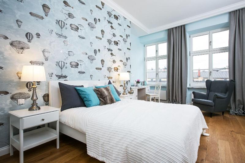 Luxury Mint Apartments Main Square image