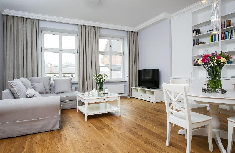 Luxury Mint Apartments Main Square image