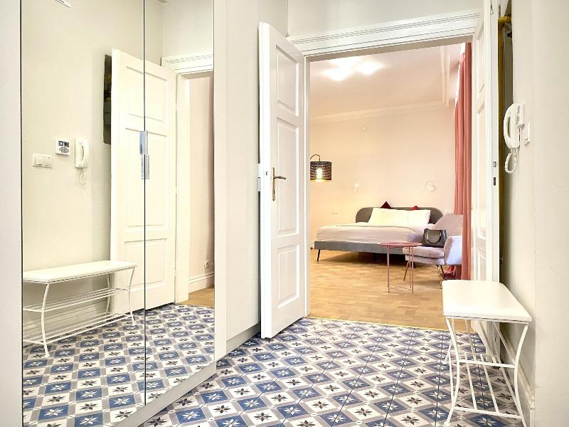 Luxury Mint Apartments Main Square image