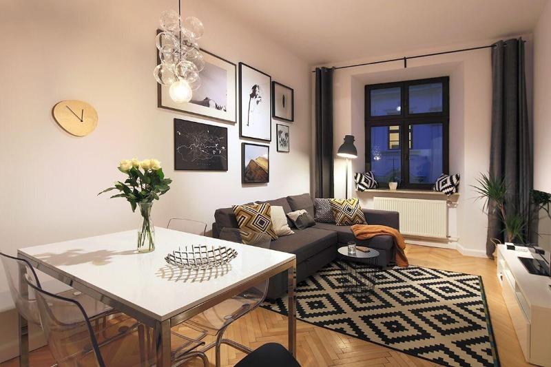 Luxury Mint Apartments Main Square image