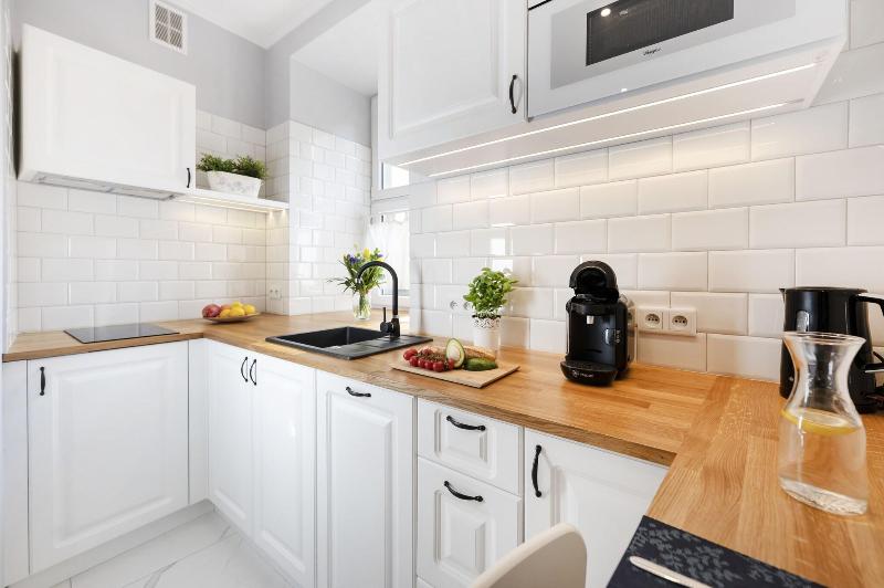 Meyo Apartments image