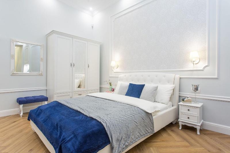 Meyo Apartments image
