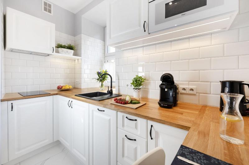 Meyo Apartments image