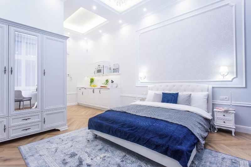 Meyo Apartments image