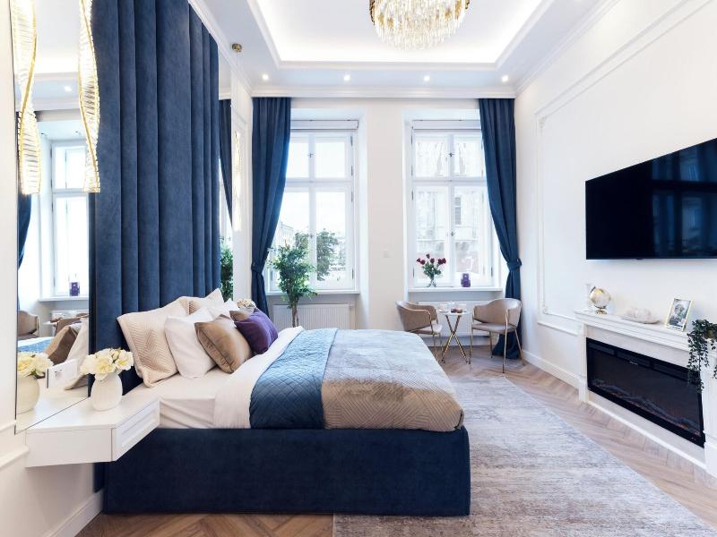 Meyo Apartments image