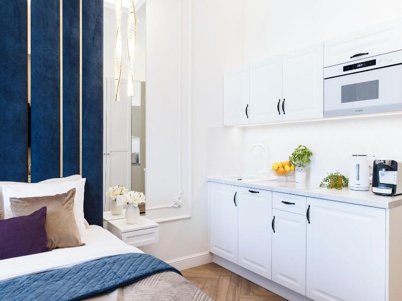 Meyo Apartments image