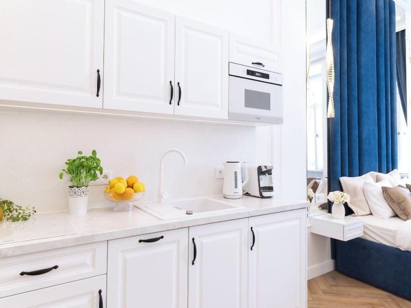 Meyo Apartments image