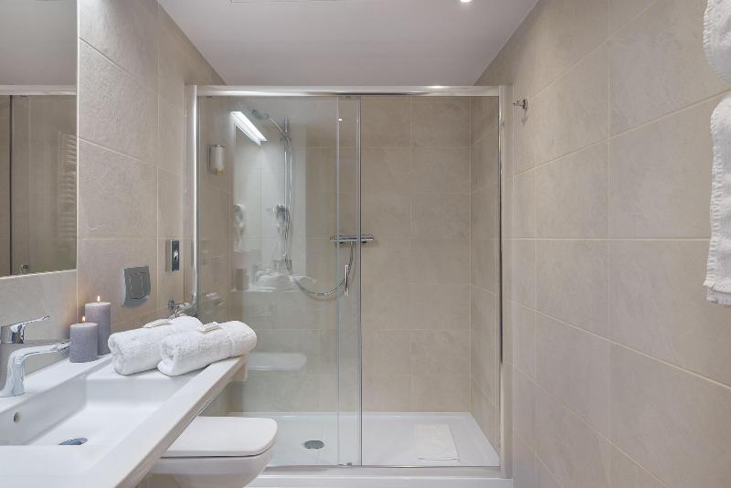 Molo Hotel image