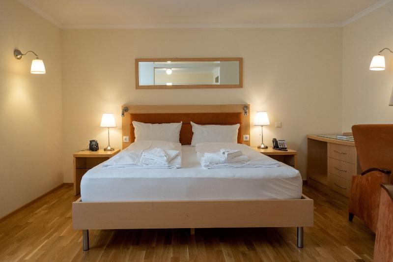 Hotel Rose image
