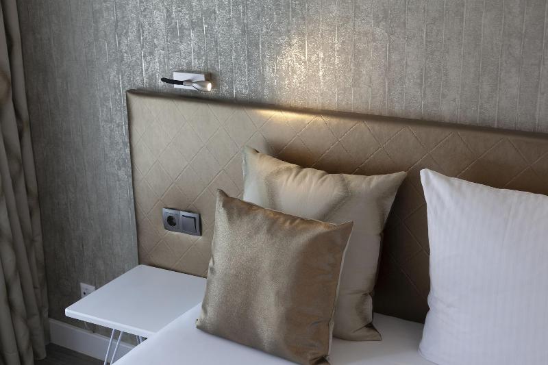 Hotel Prinz Anton image