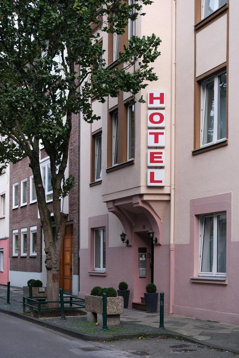 Hotel Engelbert image