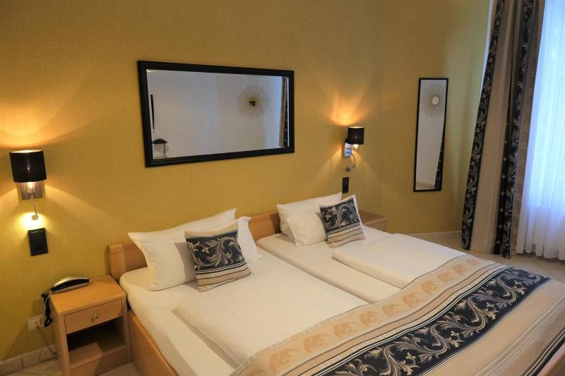 Hotel Engelbert image