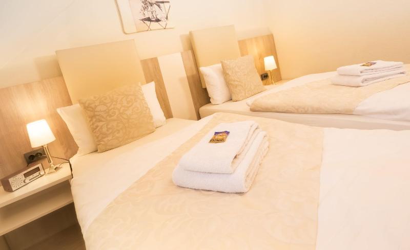 Hotel Carlton Mayfair image