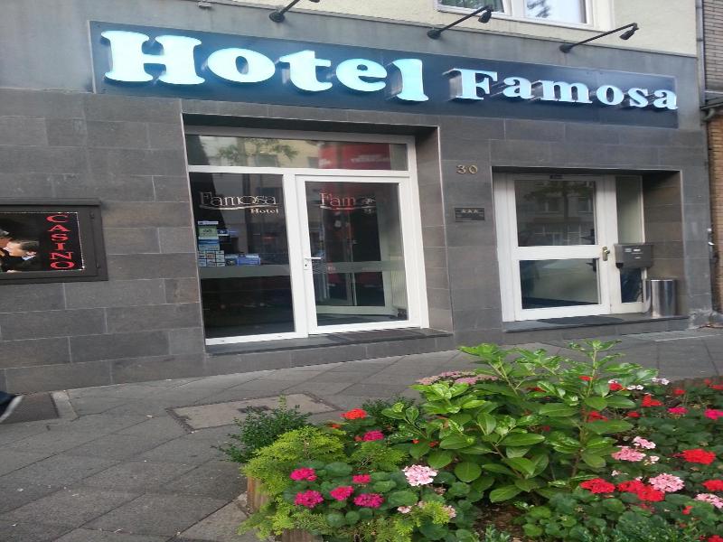Hotel Famosa image