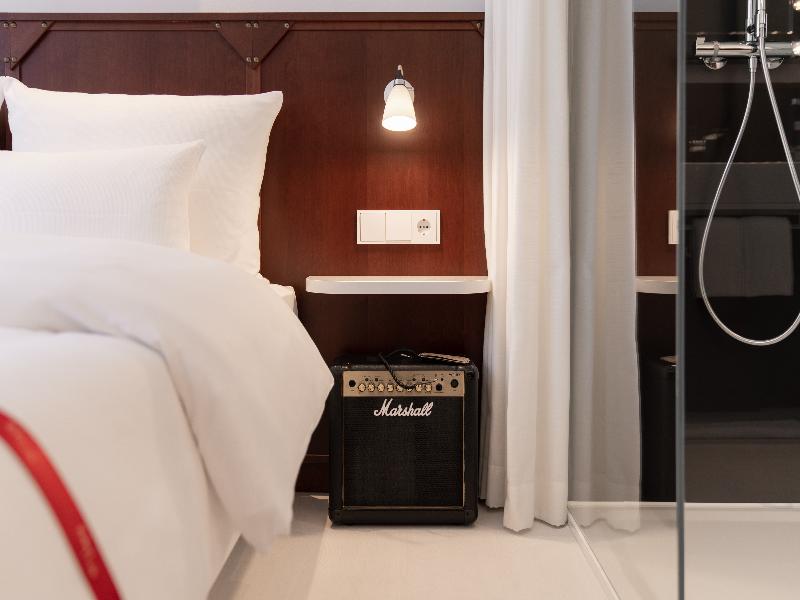 Ruby Leni Hotel Dusseldorf by IHG image