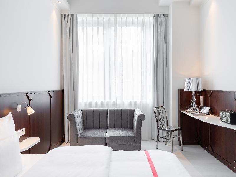 Ruby Leni Hotel Dusseldorf by IHG image