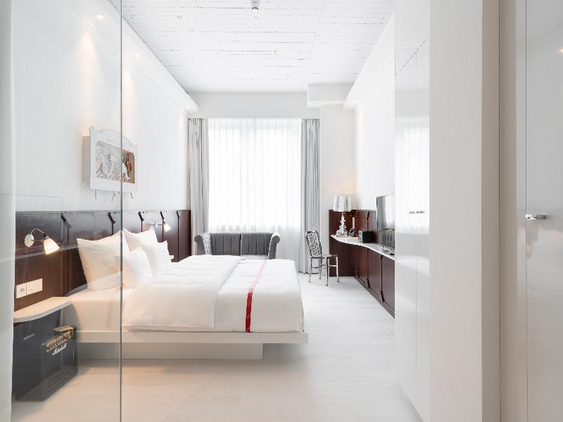 Ruby Leni Hotel Dusseldorf by IHG image