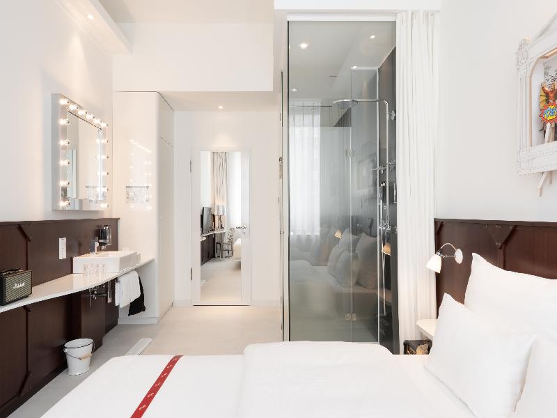 Ruby Leni Hotel Dusseldorf by IHG image