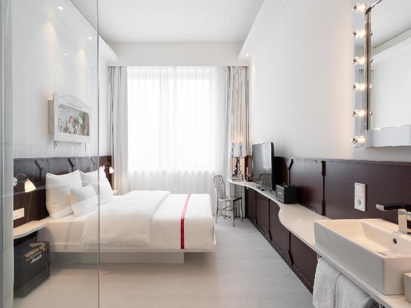 Ruby Leni Hotel Dusseldorf by IHG image