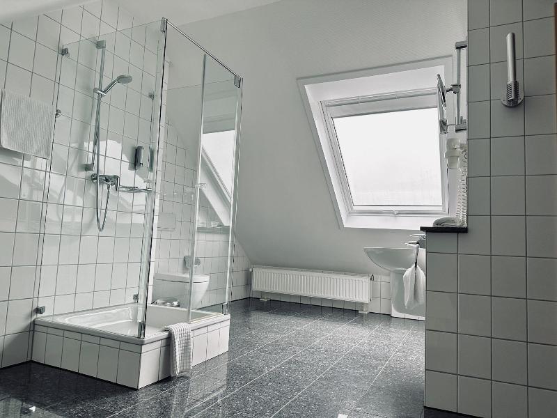 Avidon Art Design Hotel image