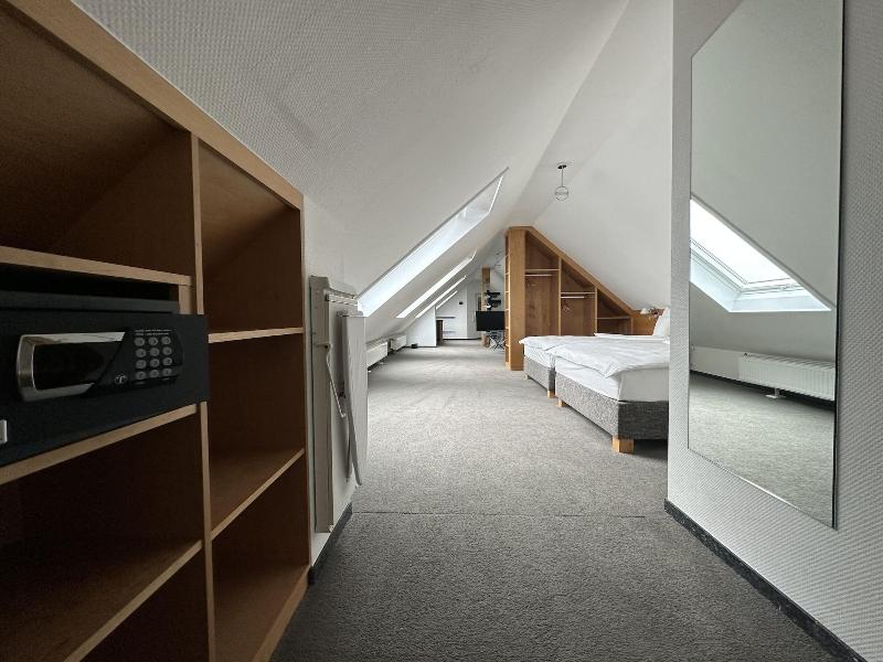 Avidon Art Design Hotel image
