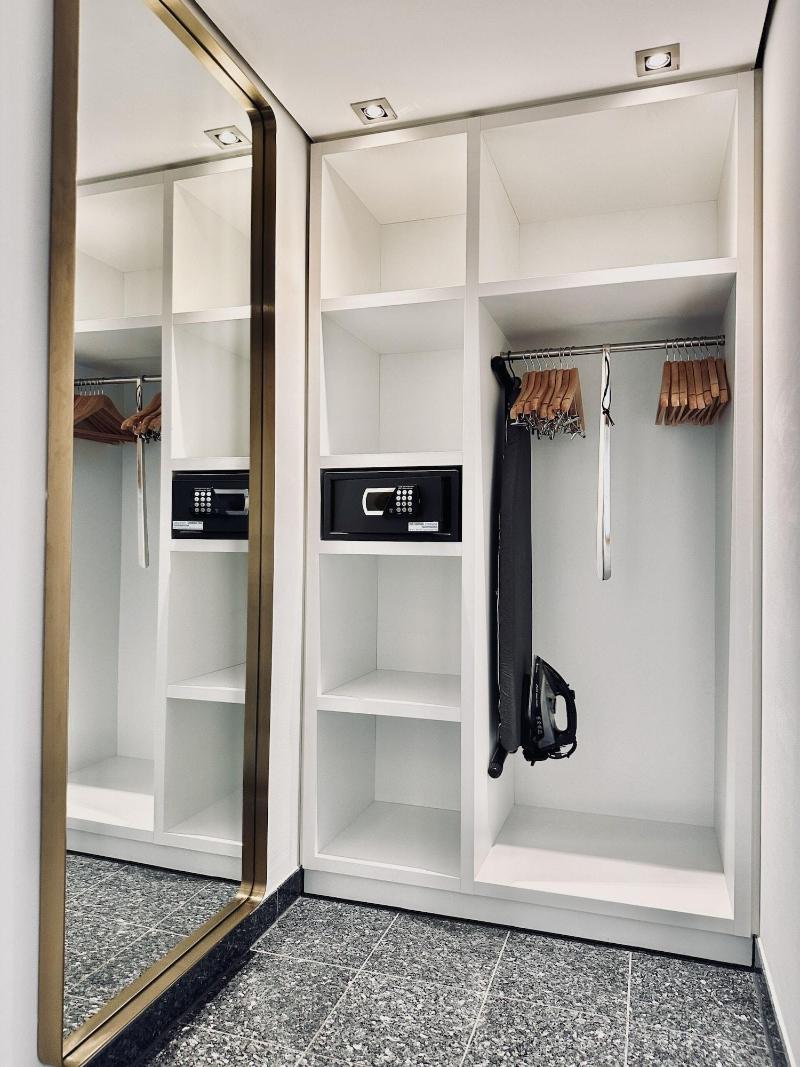 Avidon Art Design Hotel image