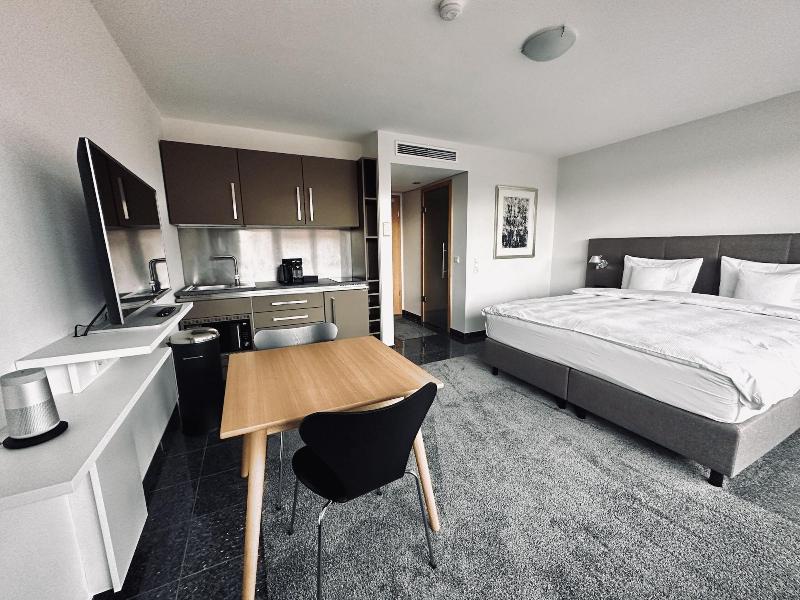 Avidon Art Design Hotel image