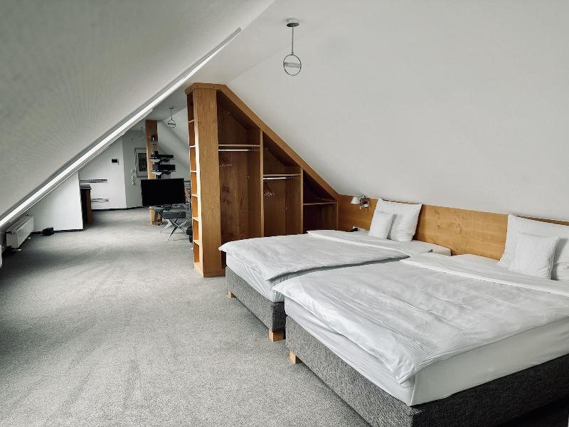 Avidon Art Design Hotel image