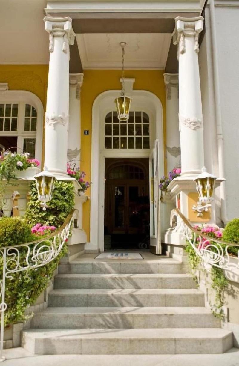 Hotel Villa Aurora image
