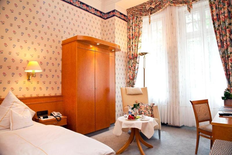 Hotel Villa Aurora image