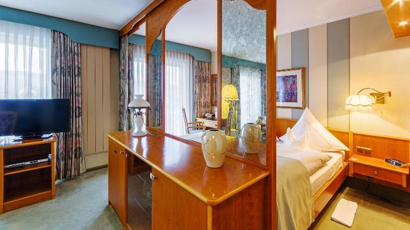 Hotel Villa Aurora image