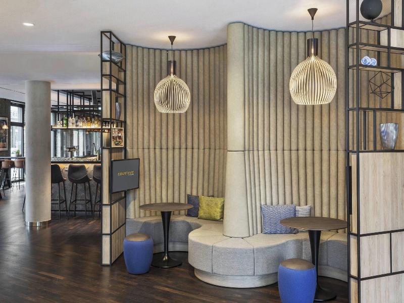 Courtyard By Marriott Hamburg City image