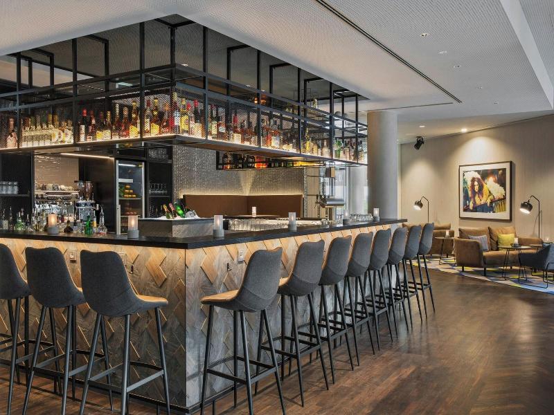 Courtyard By Marriott Hamburg City image