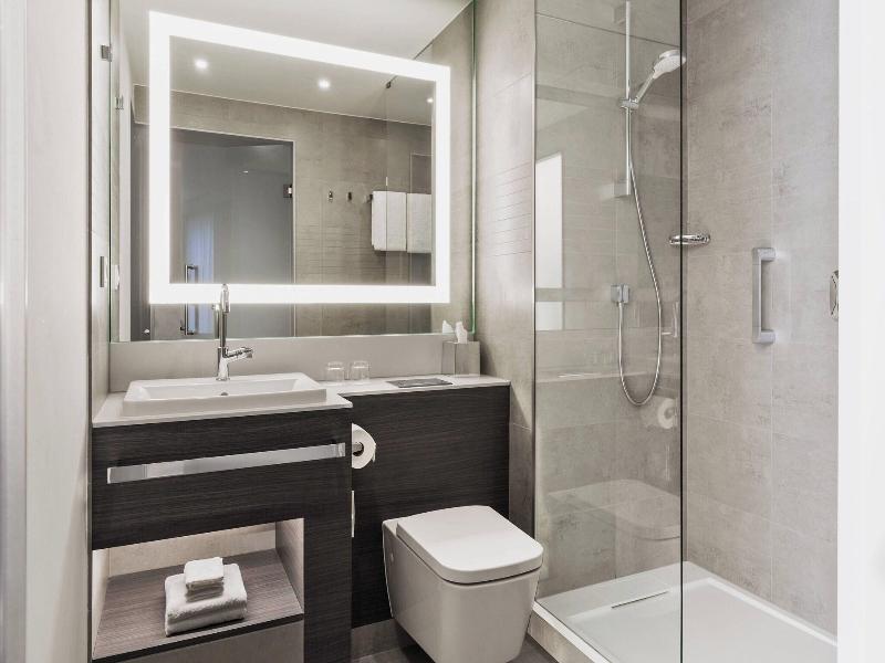 Courtyard By Marriott Hamburg City image
