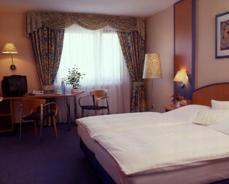 Hotel Graf image