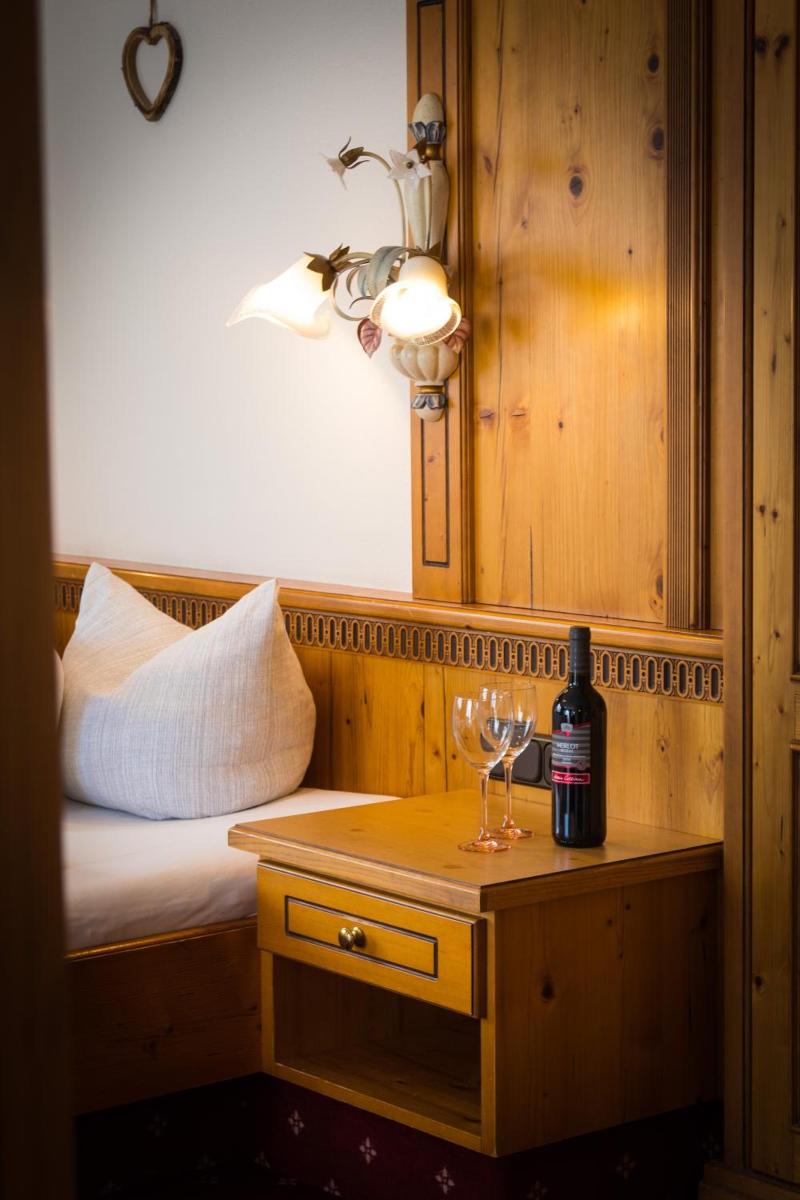 Hotel Rosenhof image
