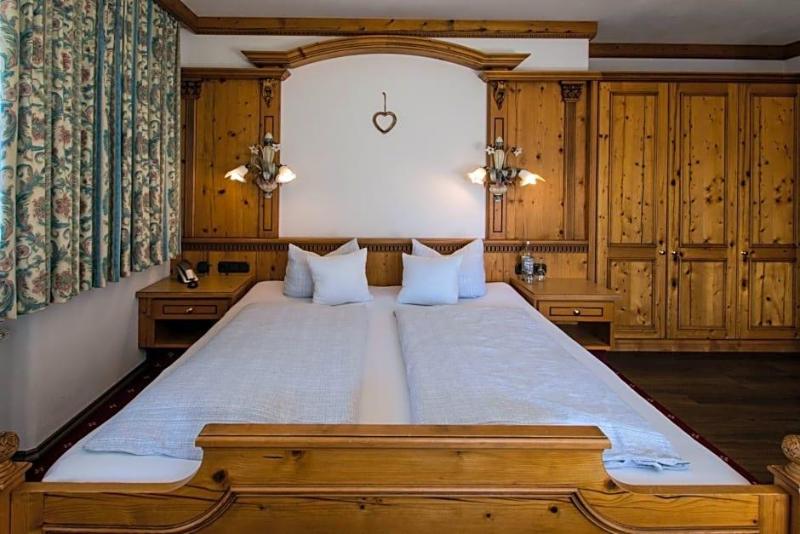 Hotel Rosenhof image