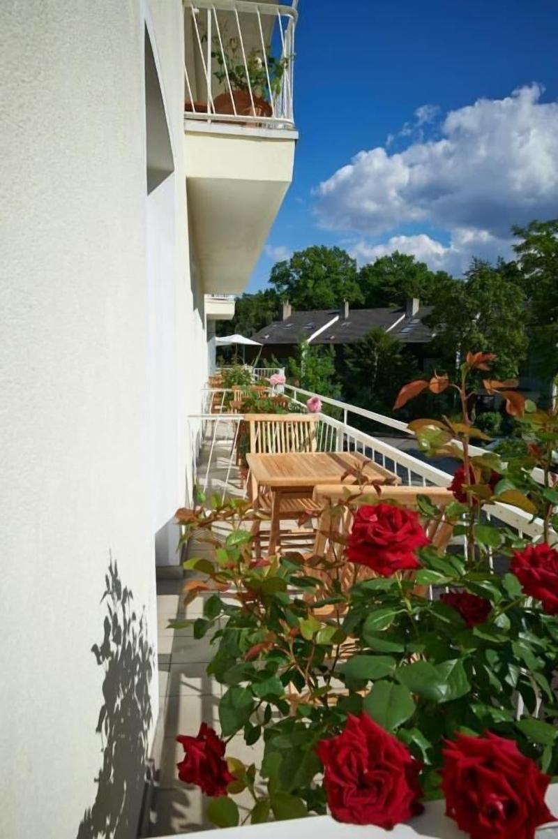 Prinz Myshkin Parkhotel image